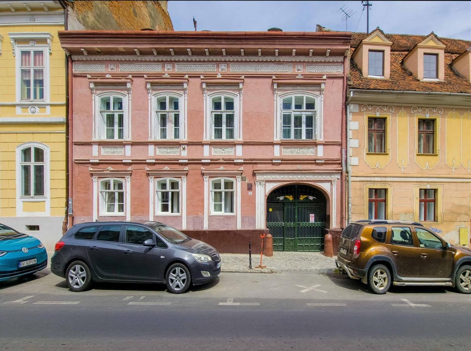 Zira Brasov宾馆
